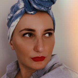 Meet your Posher, Lena